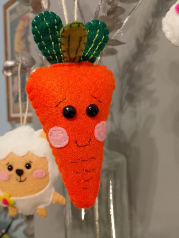 Cute Easter character hanging felties. Great for Easter trees - Image 2