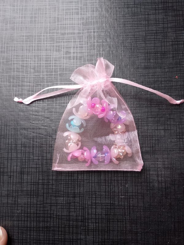 Beautiful flower pink tones elasticated bracelet - Image 4