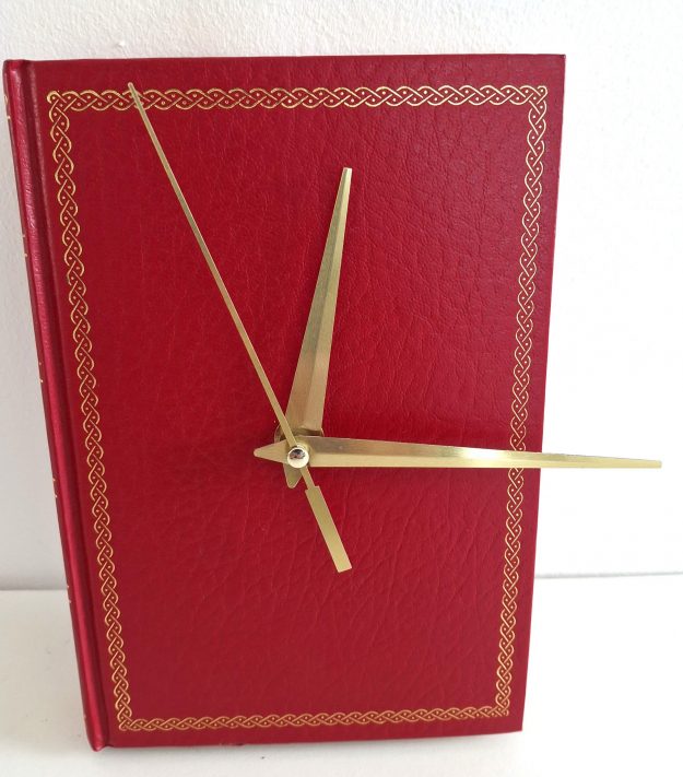 Book Clock