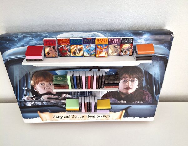 Book Nook (with 7 Harry Potter miniatures) - Image 3