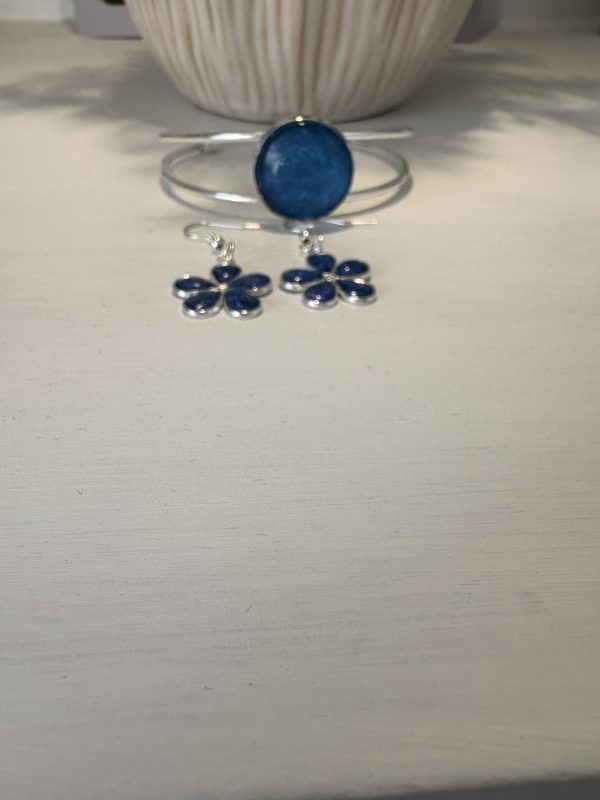 Blue Flower Earrings and Oval Bangle Set - Image 4
