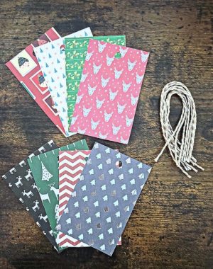 8x Christmas gift tags