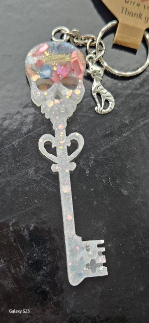 Whimsical Goth Skull Keyring Resin Keyring with Cat Charm