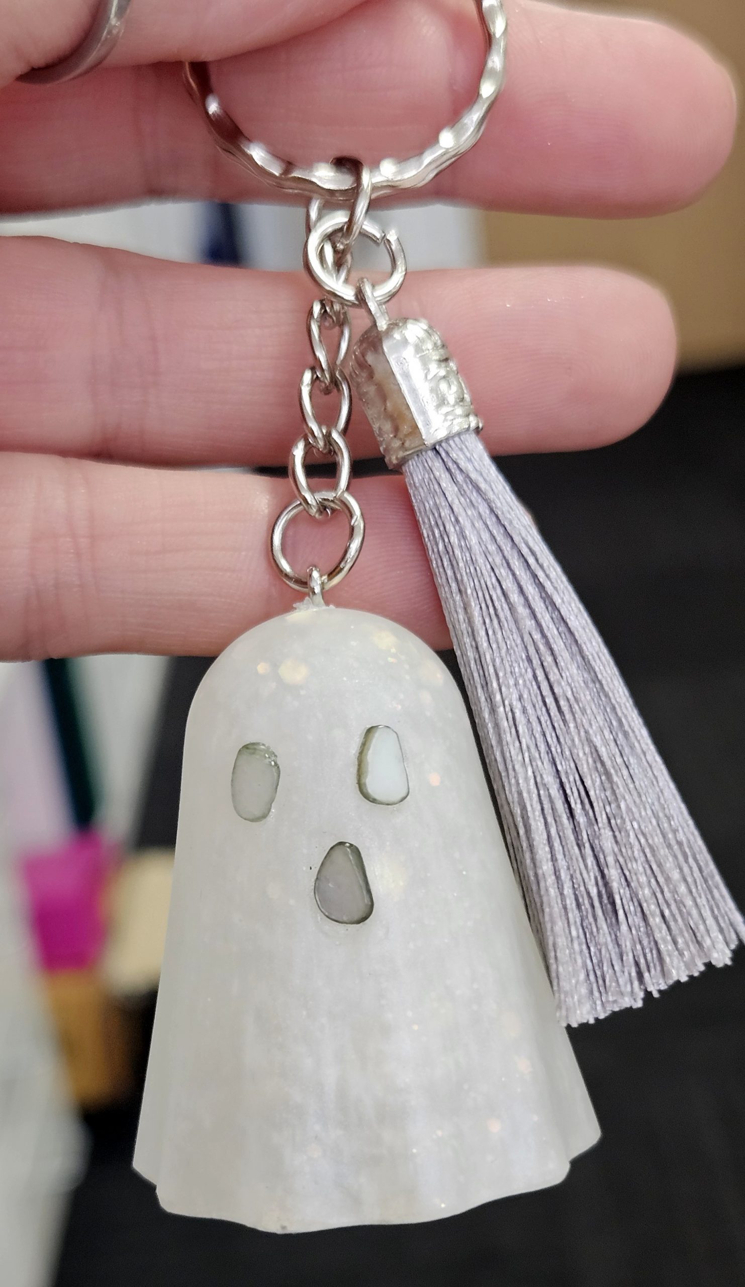 Glitter Ghost Keyring - Image 3