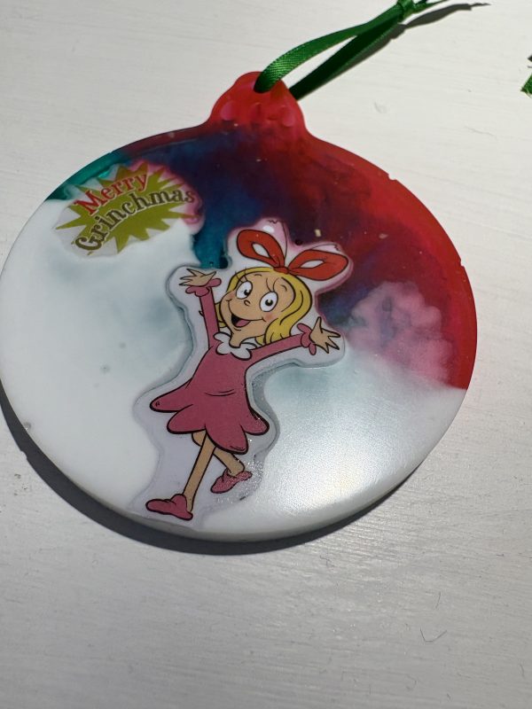 Set of 4 Grinch Themed Christmas Baubles - Image 3