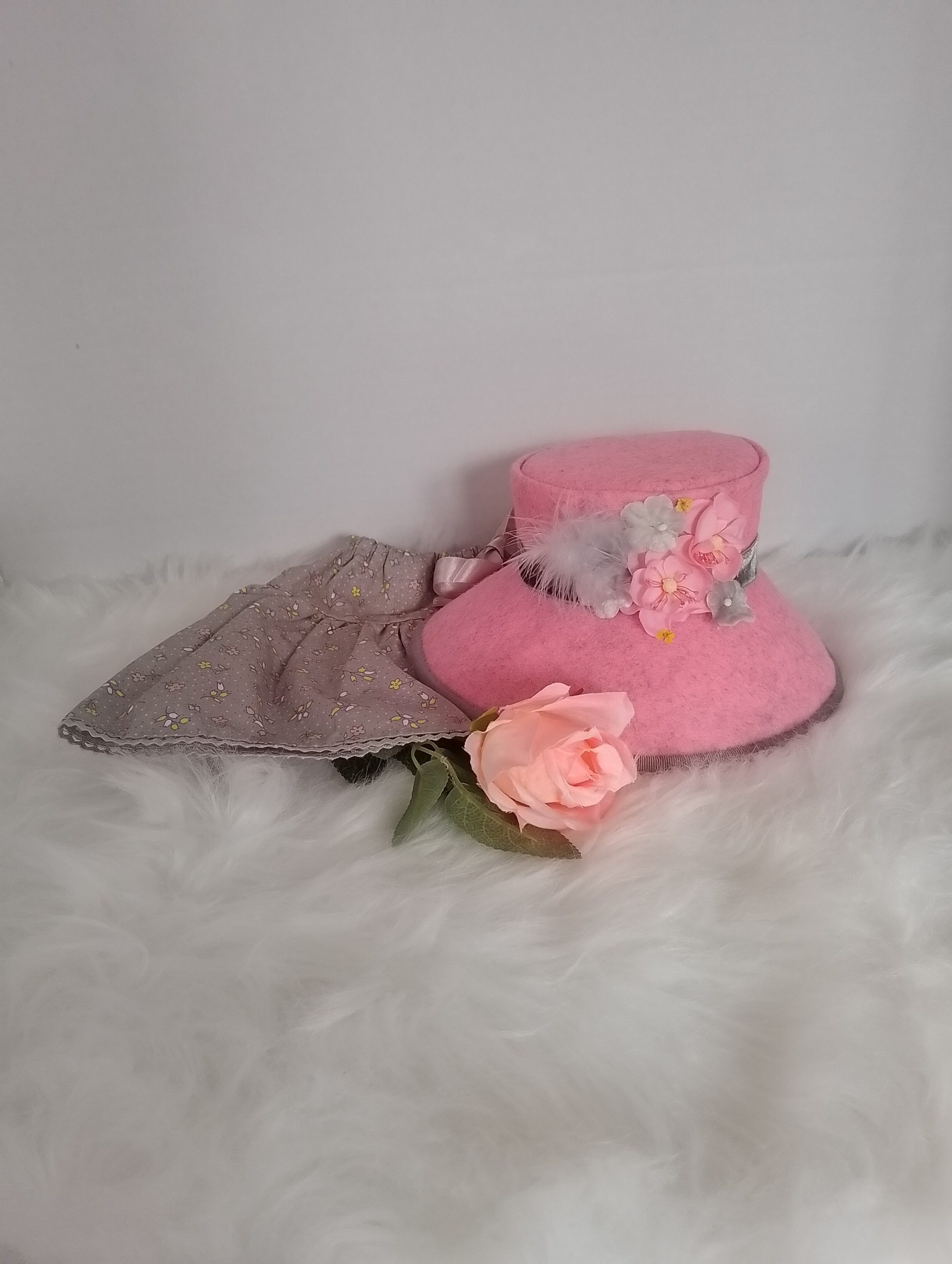 New, high-quality generic, non-branded soft toy bunny with unique, custom-made summer dress and hat by Enchanting World. - Image 6