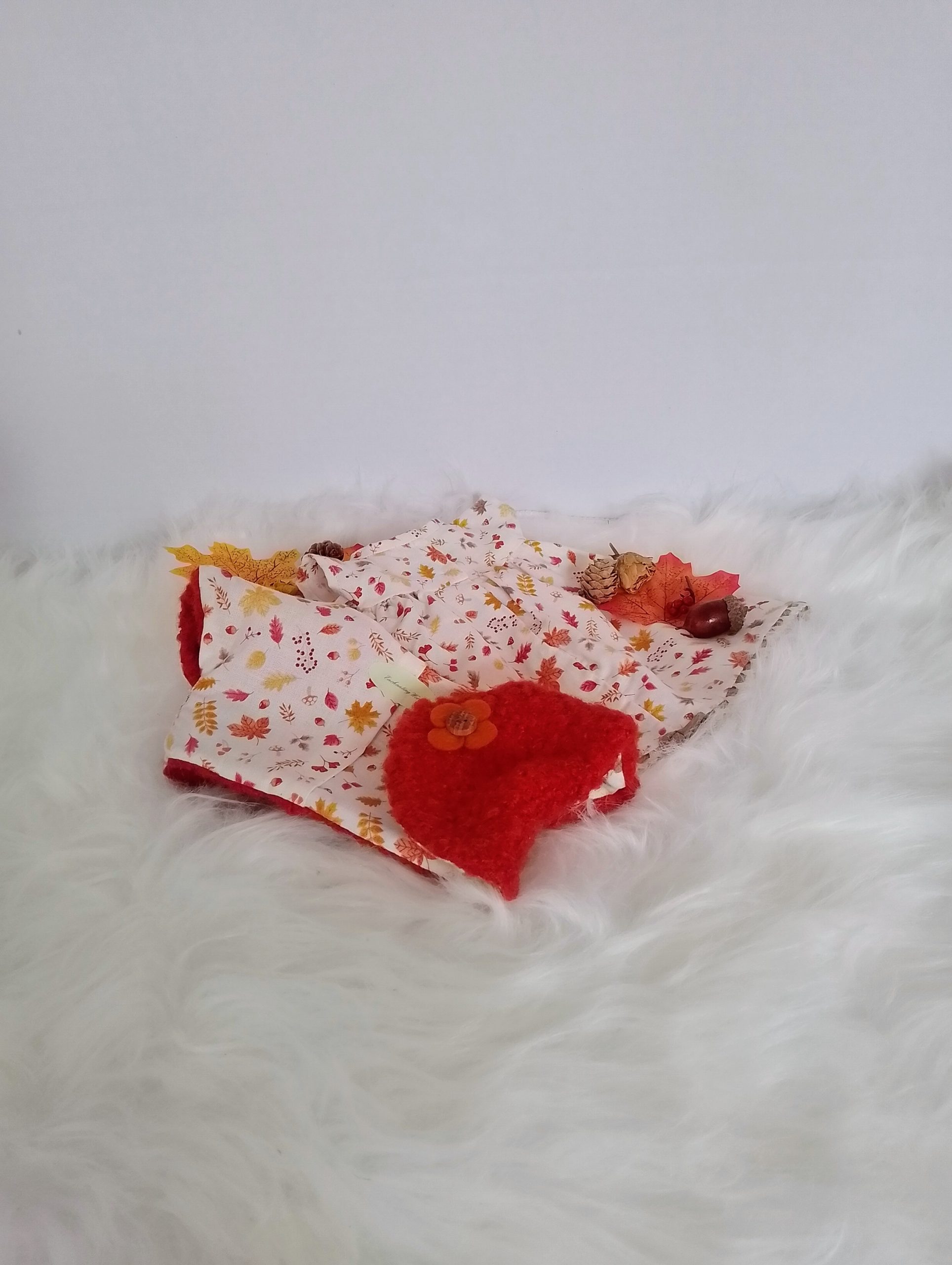 New, high-quality generic, non-branded soft toy fox with unique, custom-made autumn dress, jacket and cloche hat by Enchanting World. - Image 9