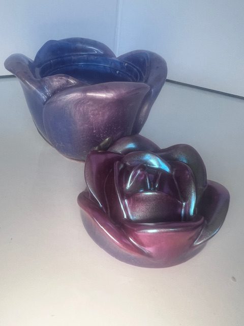 Lingering Iridescence trinket with lid - Image 2