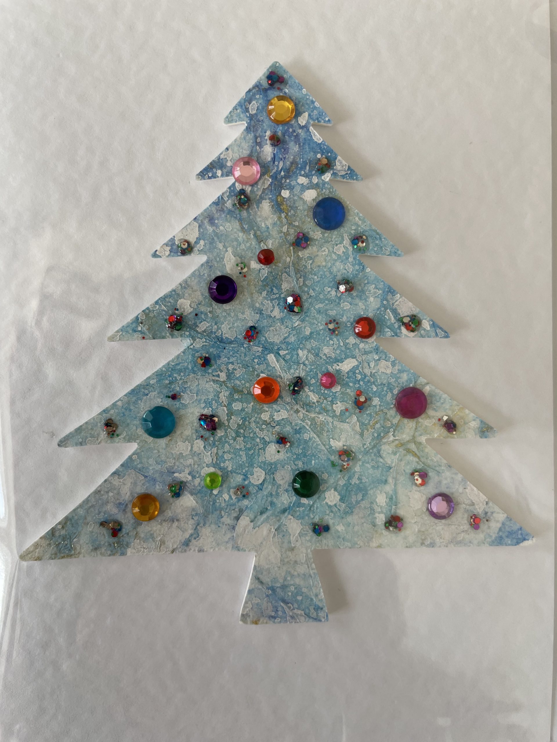Set of 4 Watercolour Christmas Trees with Sequins - Image 4