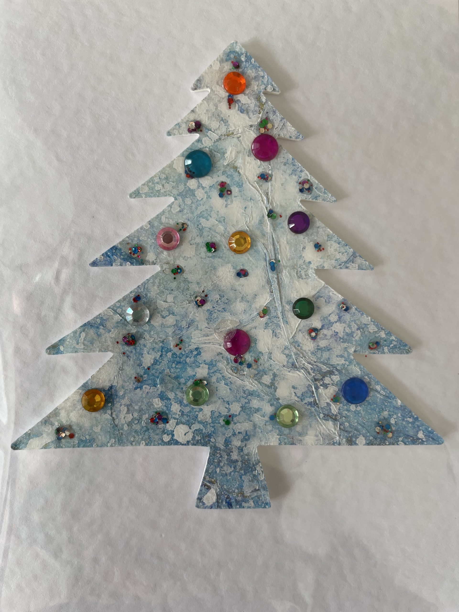 Set of 4 Watercolour Christmas Trees with Sequins - Image 3