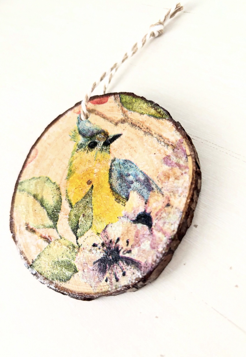Decoupage bird tree decoration - Image 3