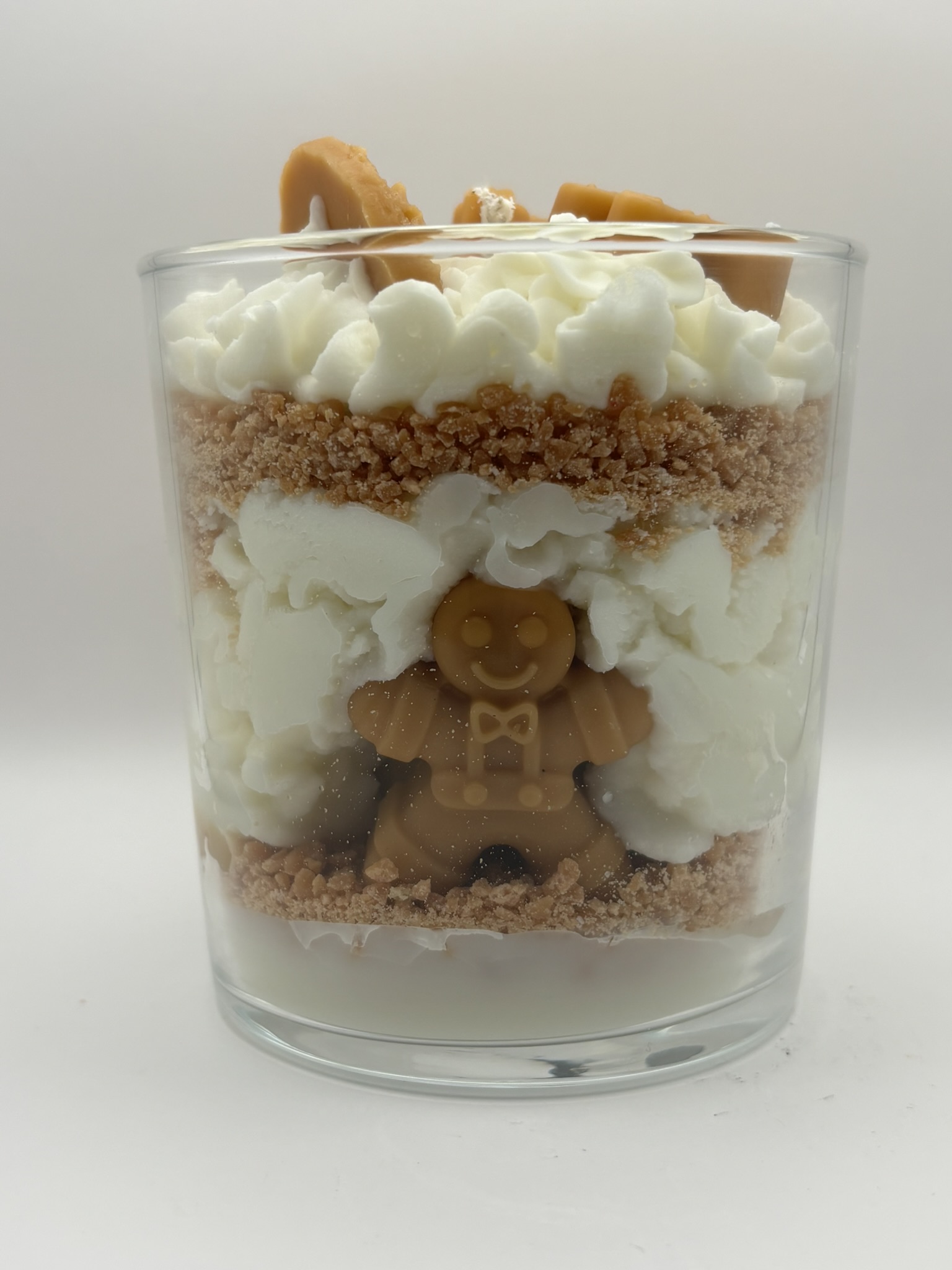 Cosy Gingerbread Soy Wax Candle – Handmade Vegan 250g - Image 3