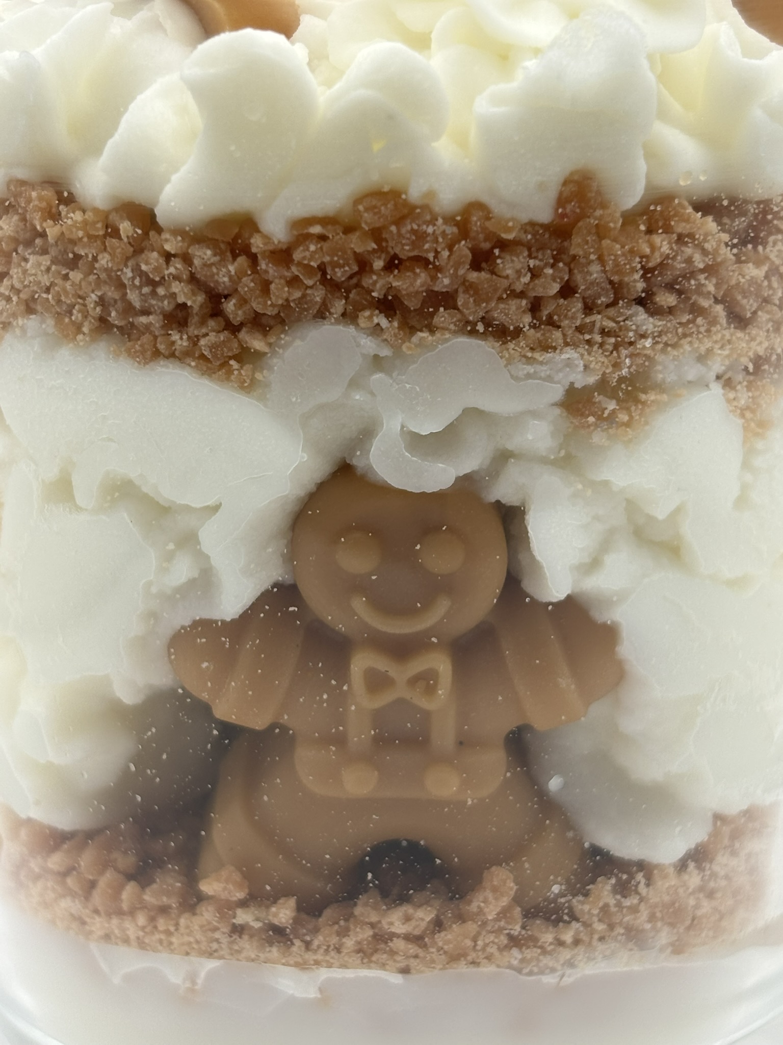 Cosy Gingerbread Soy Wax Candle – Handmade Vegan 250g - Image 5