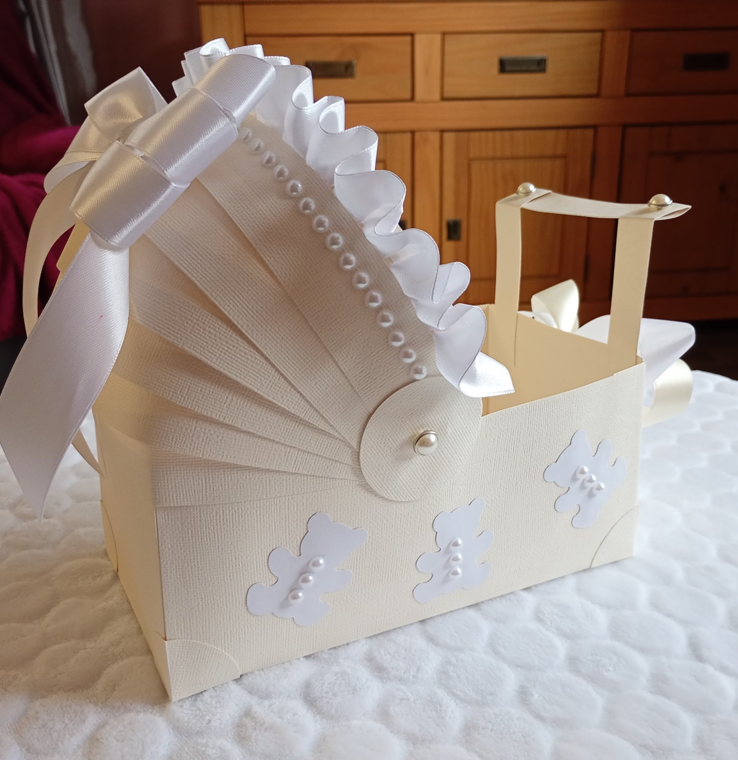 Pram baby gift box - Image 2