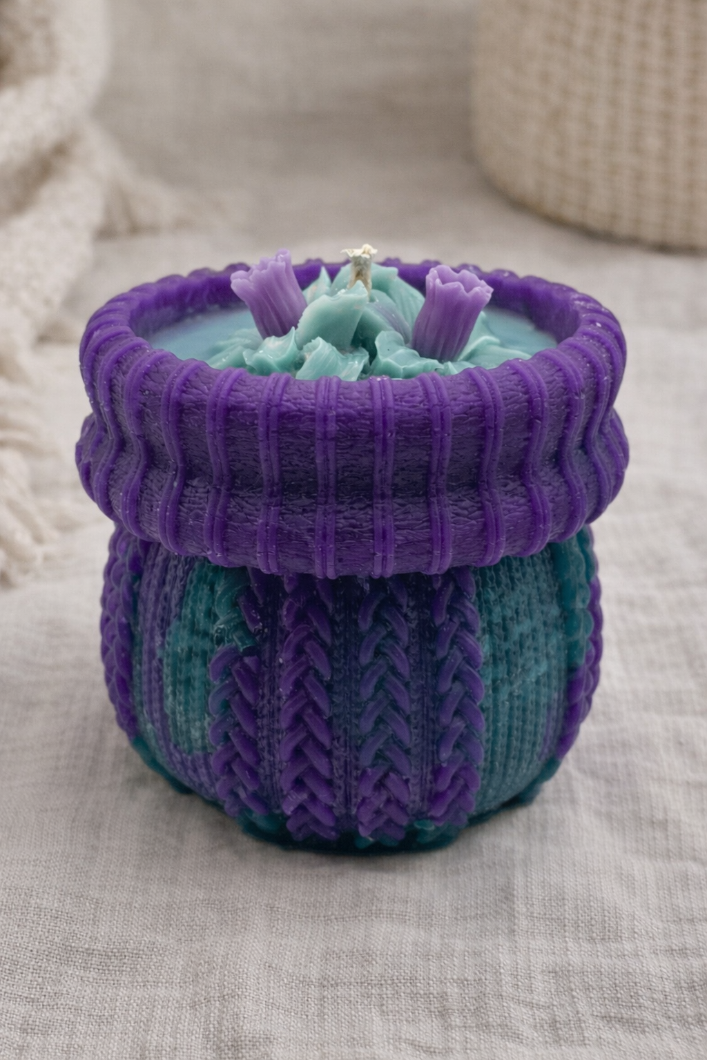 🌾 Linen Fresh Woven Cuff Pillar Candle – Narcissus Flower – 250g