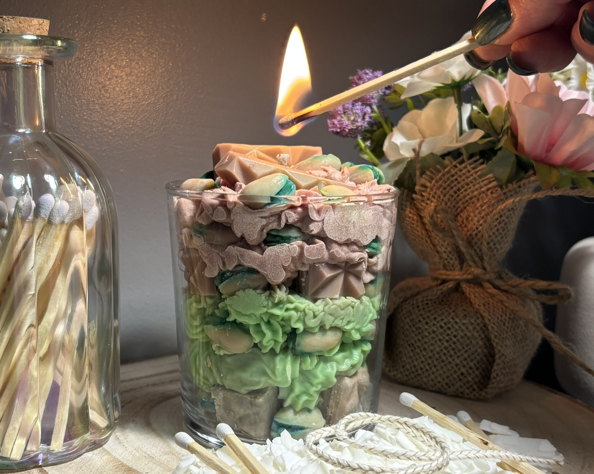 🍫🥜 Dubai Chocolate Pistachio Dessert Candle — Handmade Luxury Soy Wax