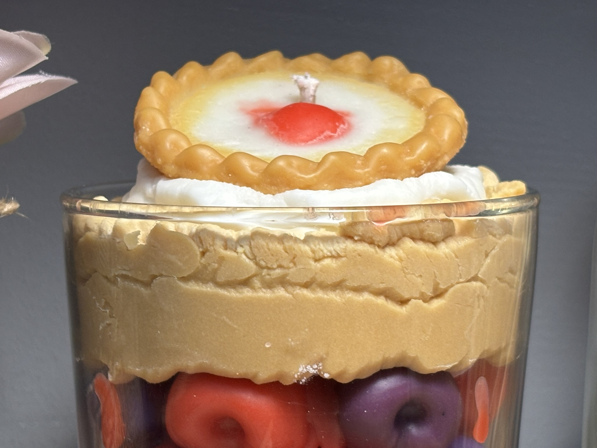 🍒 Cherry Bakewell‑Style Artisan Candle — Sweet Bakery Scent - Image 4