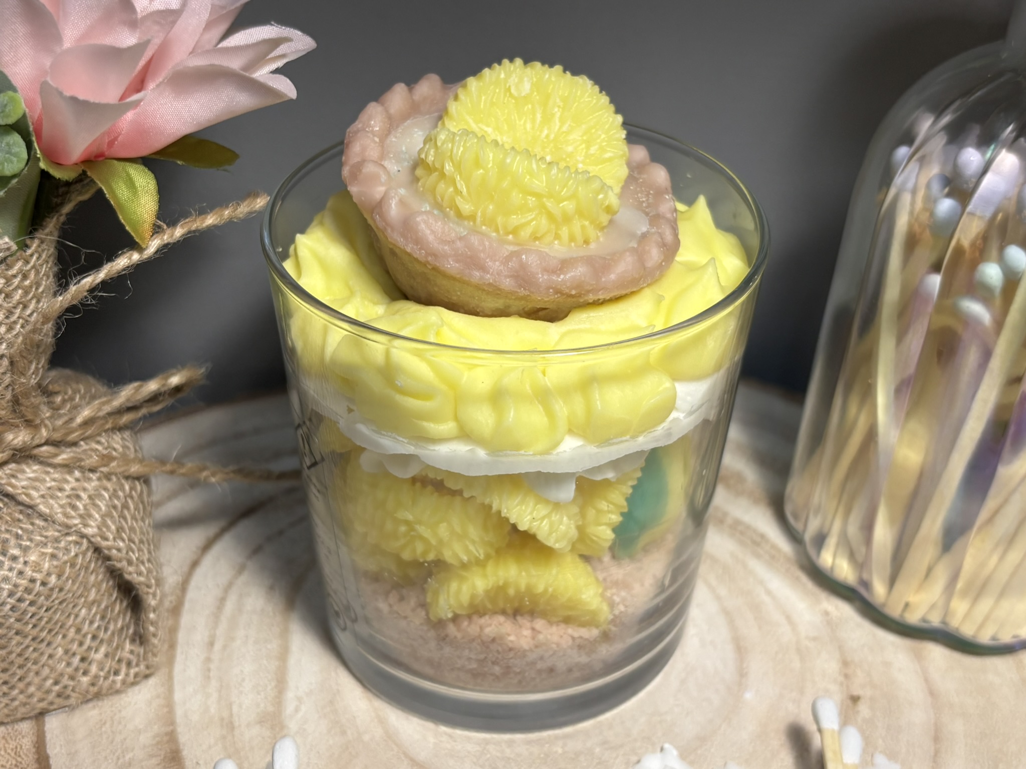🍋 Lemon Meringue‑Style Dessert Candle — Handmade Citrus‑Cream Soy Wax - Image 8