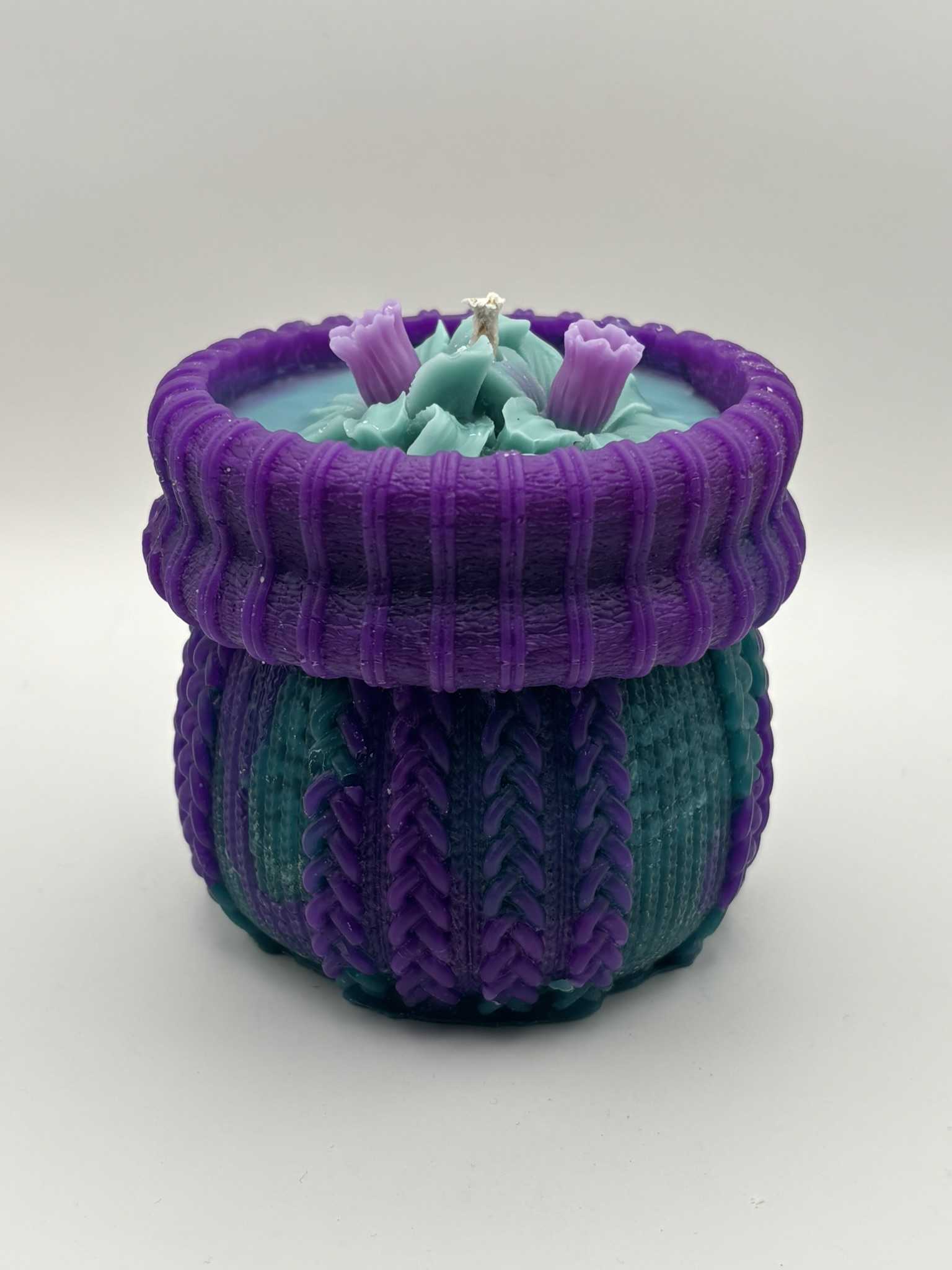 🌾 Linen Fresh Woven Cuff Pillar Candle – Narcissus Flower – 250g - Image 5