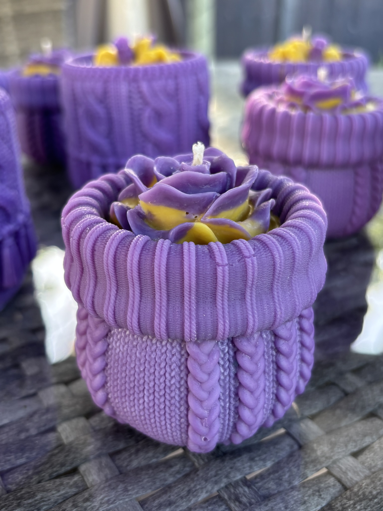 💐🧴 Small Alien Woven Cuff Pillar Candle — Alien (Perfume Inspired)