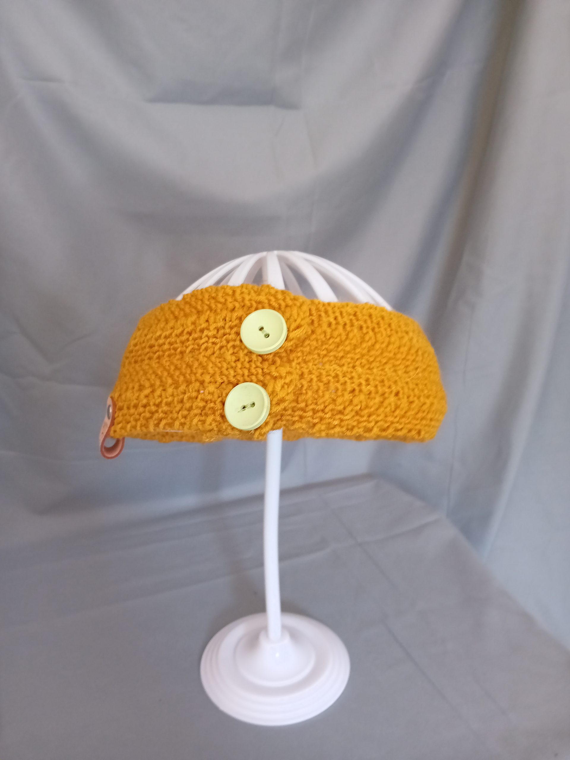 Headband with 2 buttons