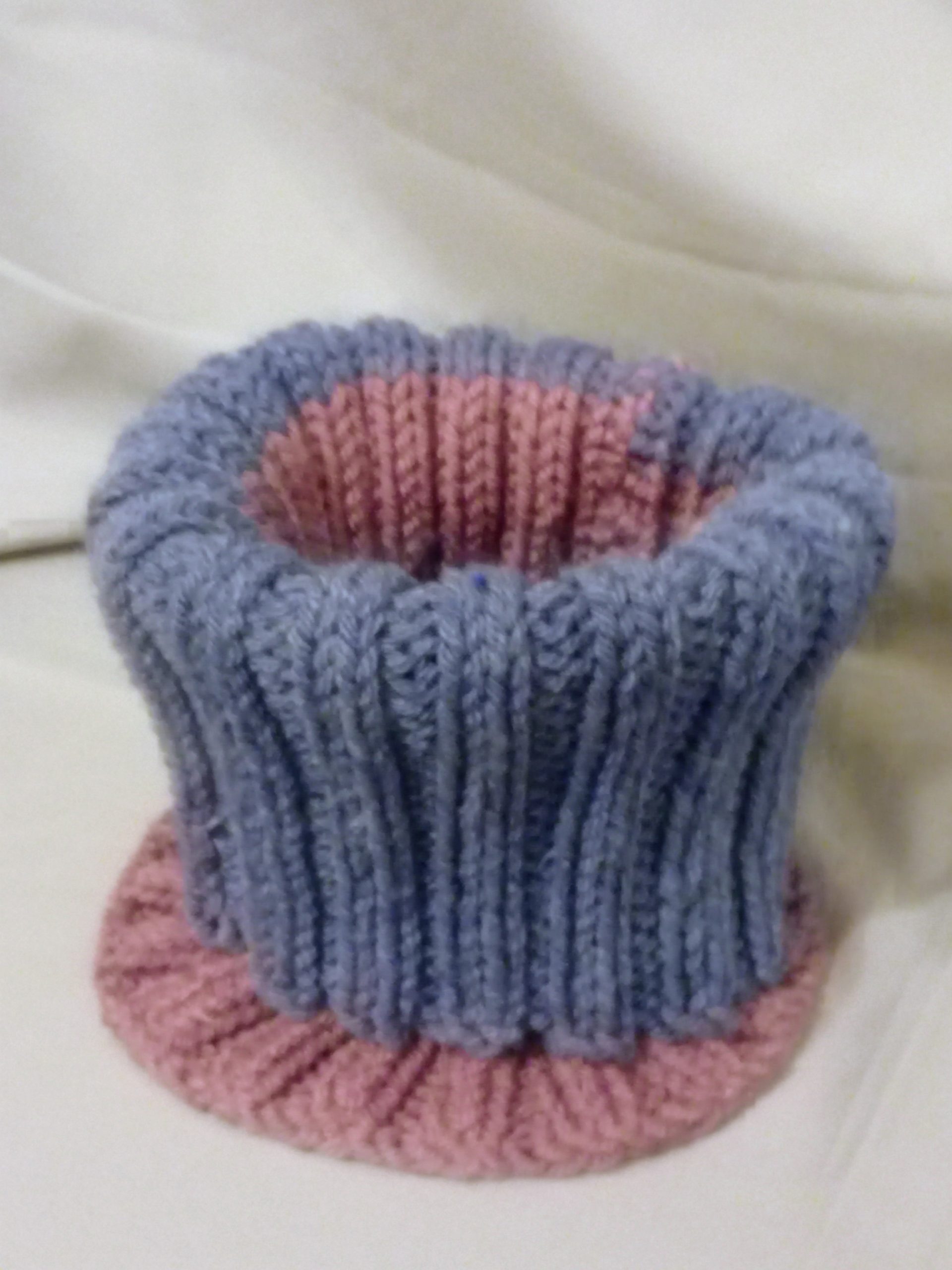 two toned neck warmer