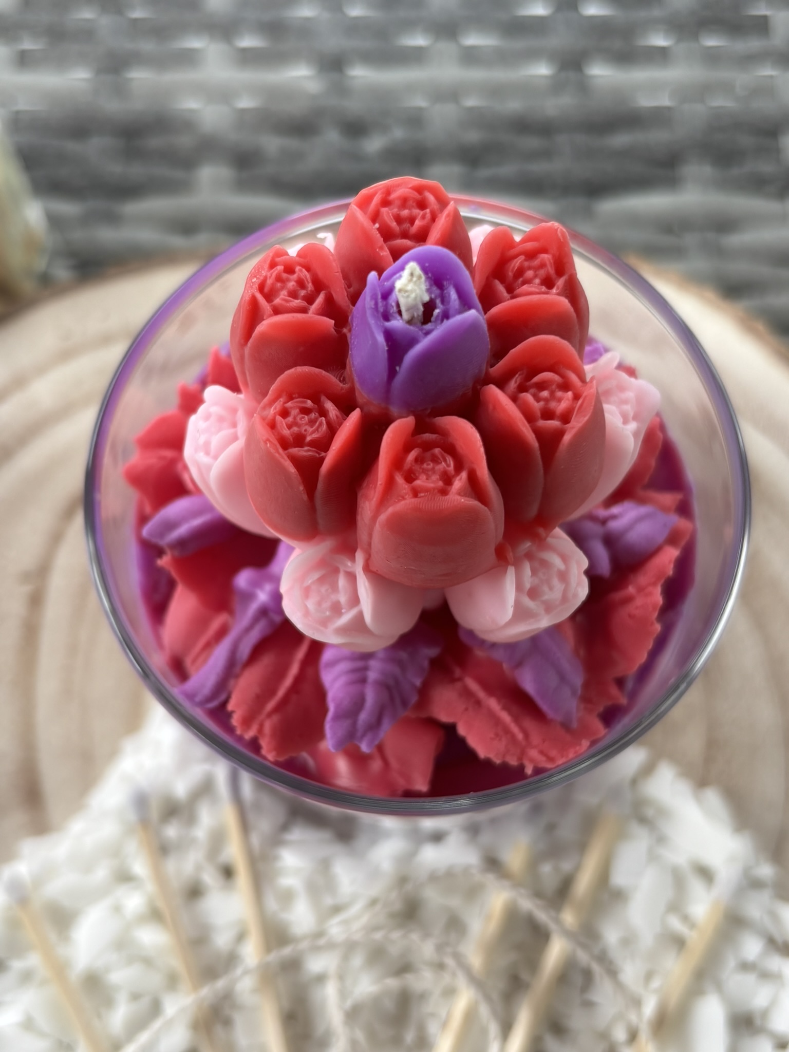 🌷 Pink Tulip Bloom Floral Candle – Hand‑Sculpted Bouquet Design - Image 5