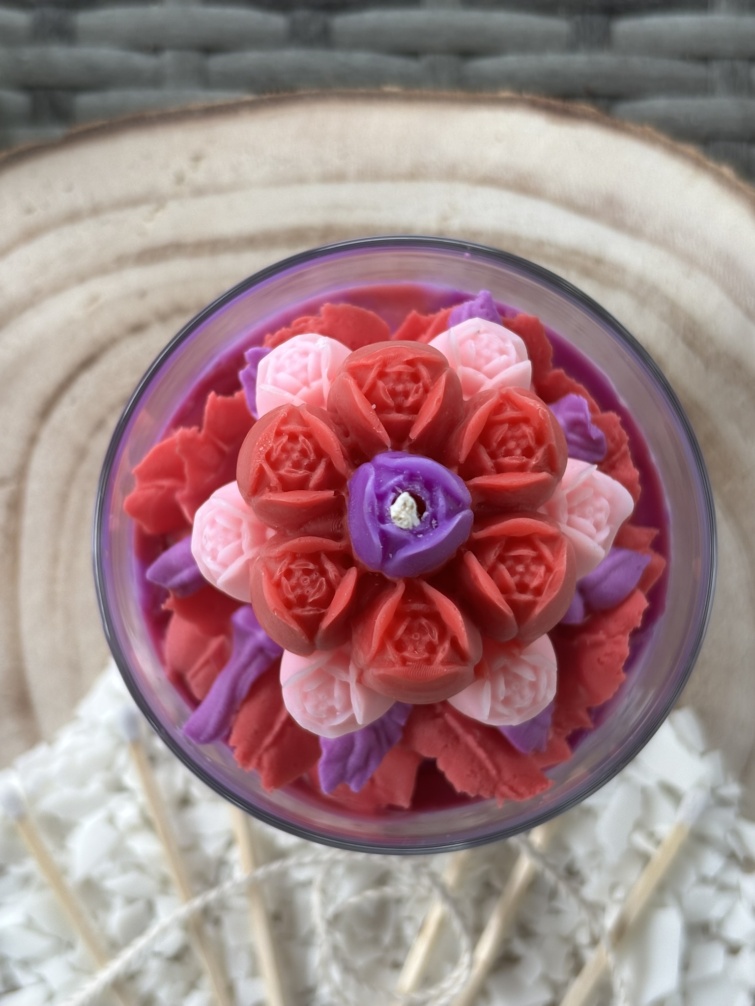 🌷 Pink Tulip Bloom Floral Candle – Hand‑Sculpted Bouquet Design - Image 7