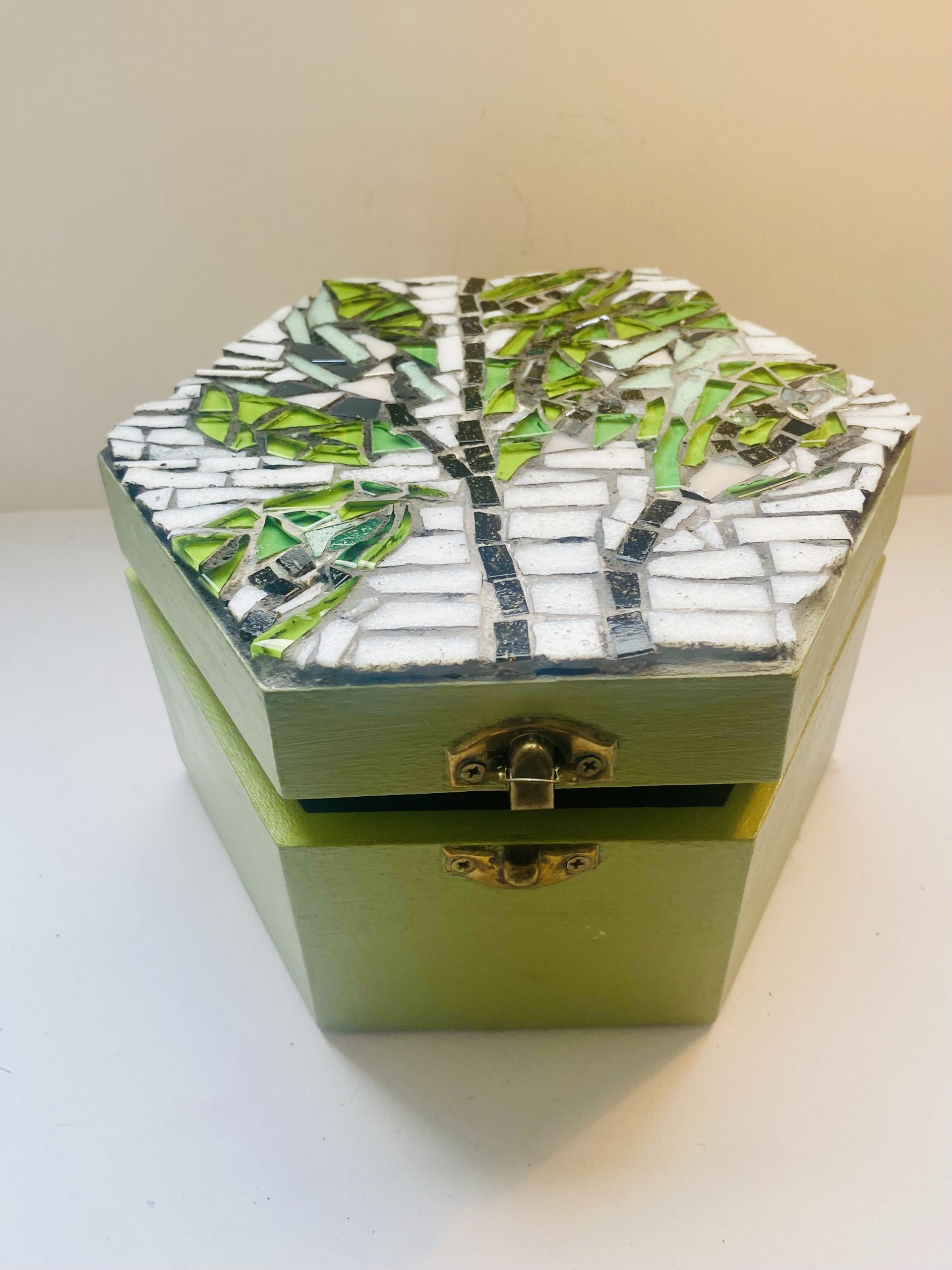 Hexagonal Decorative Mosaic Box - Image 2