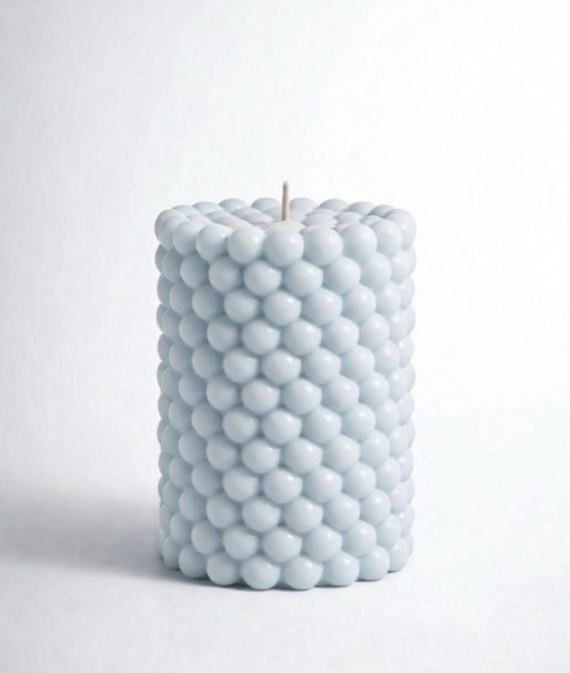 Clean cotton bubble candle