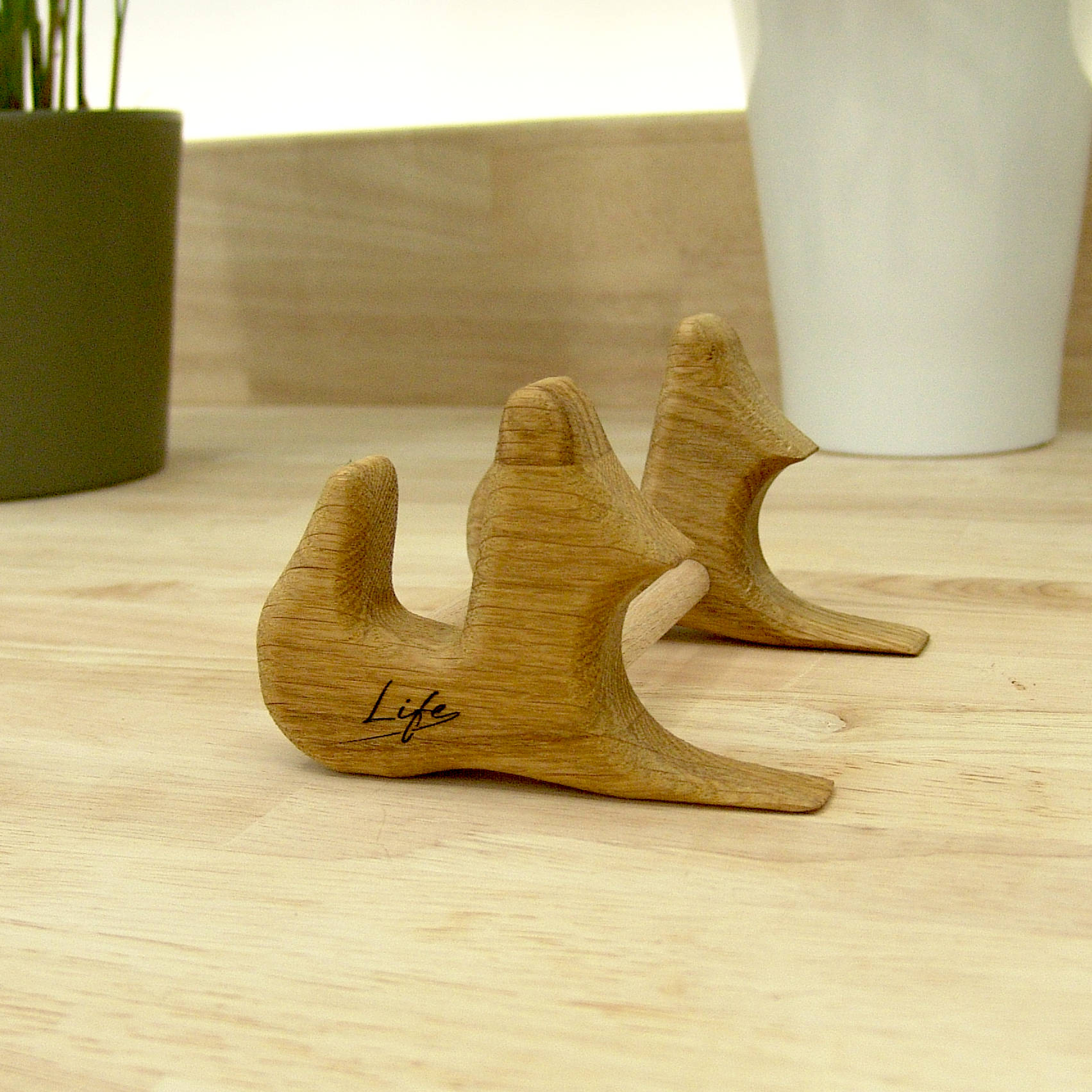 Squirrel Chopping Board - Oak, Wooden Hand Made - Image 12