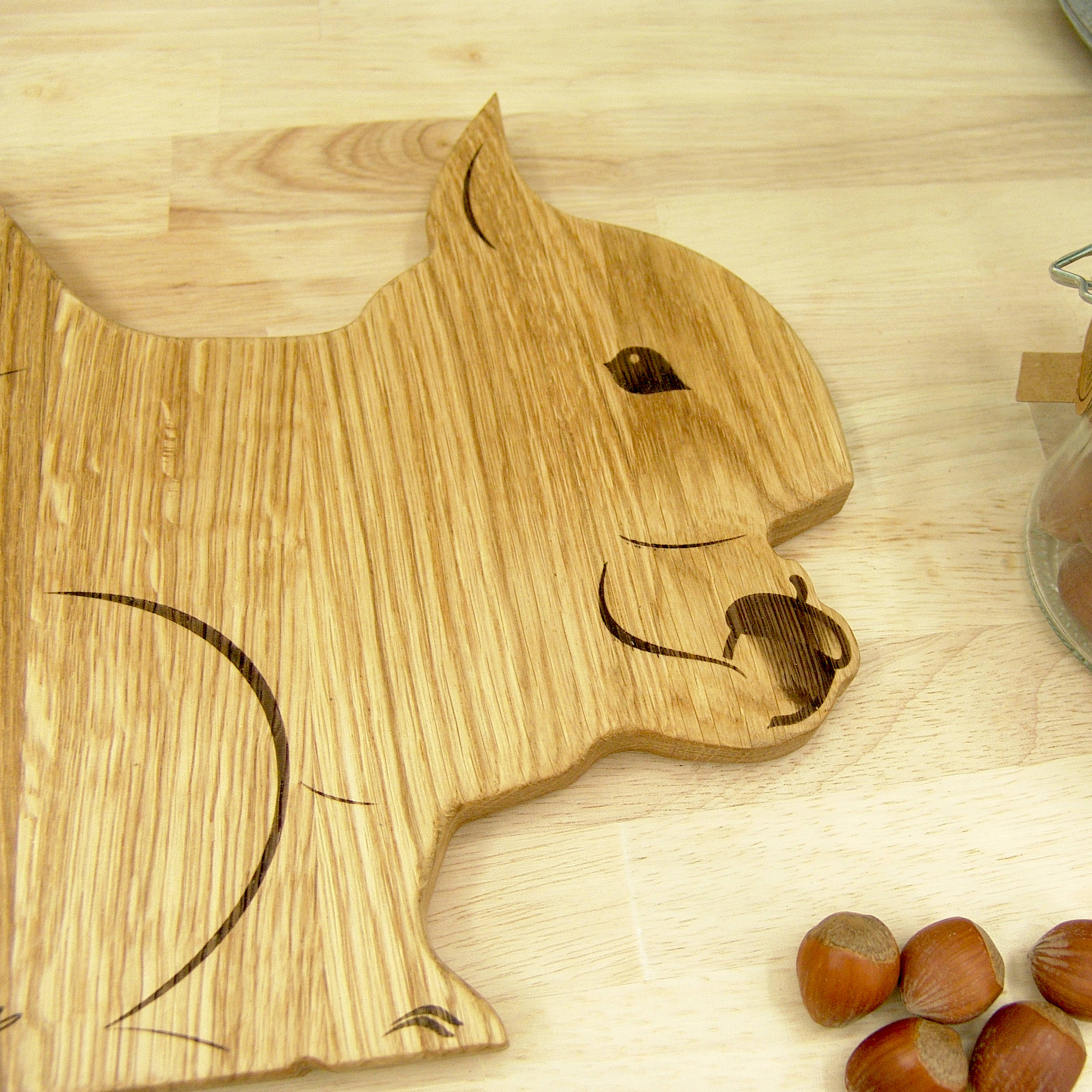 Squirrel Chopping Board - Oak, Wooden Hand Made - Image 10