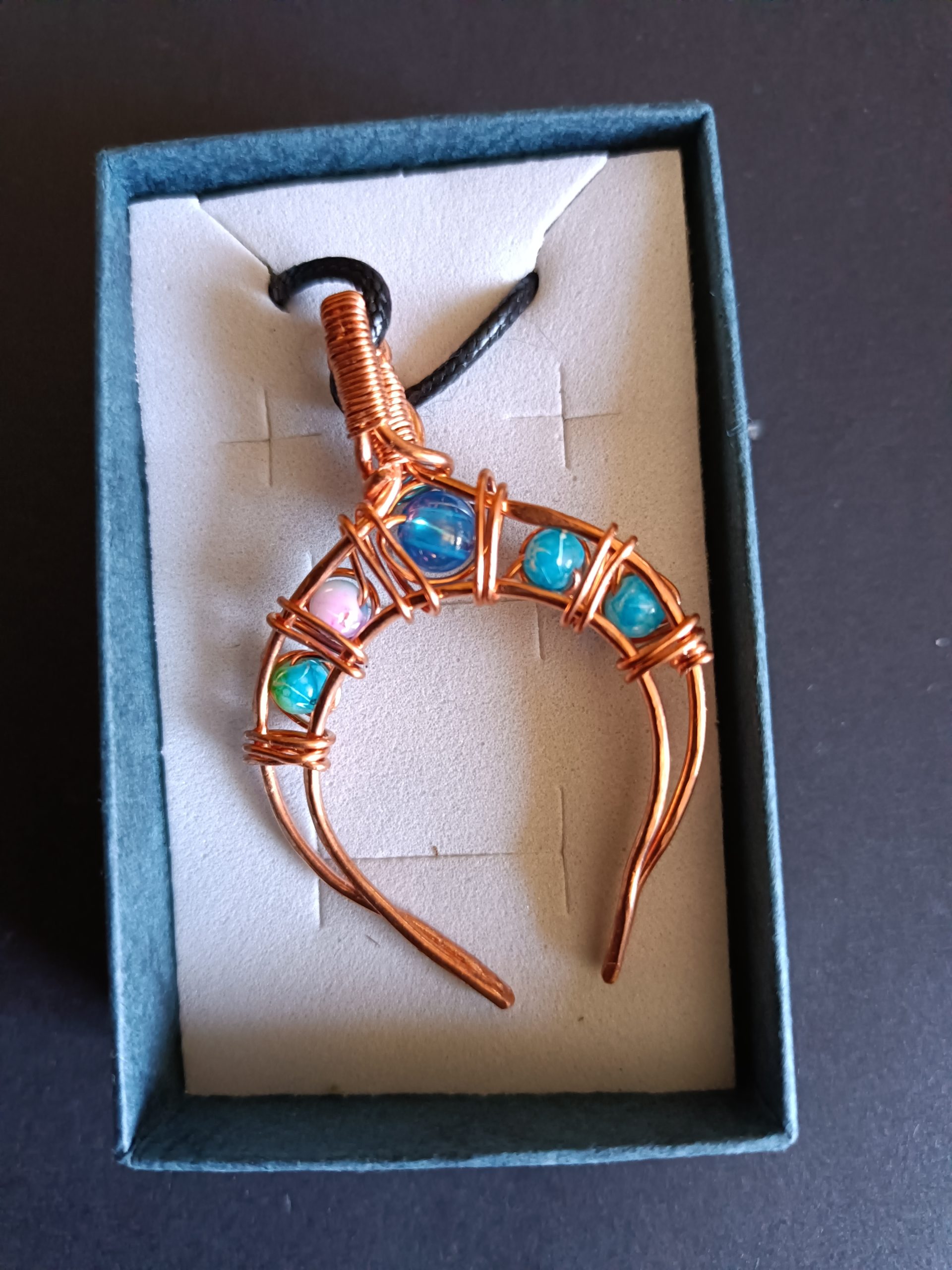 Crescent shape copper pendant - Image 4