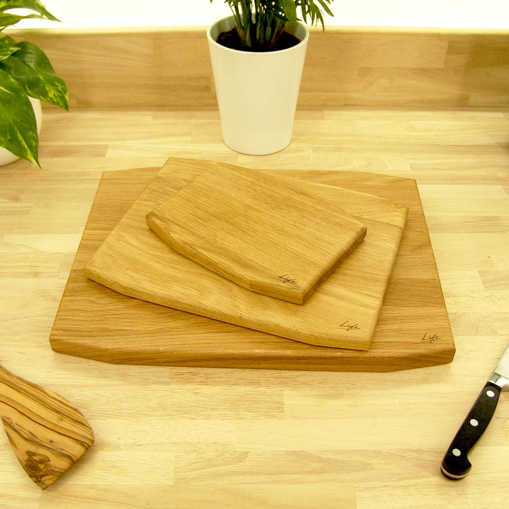 Set of 3 Solid Oak Chopping Boards – Large, Medium & Small - Image 3