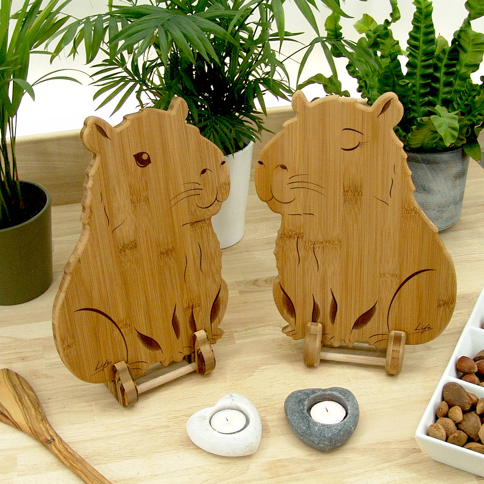 Capybara Chopping Board – Handmade Bamboo Cutting & Serving Board - Image 15