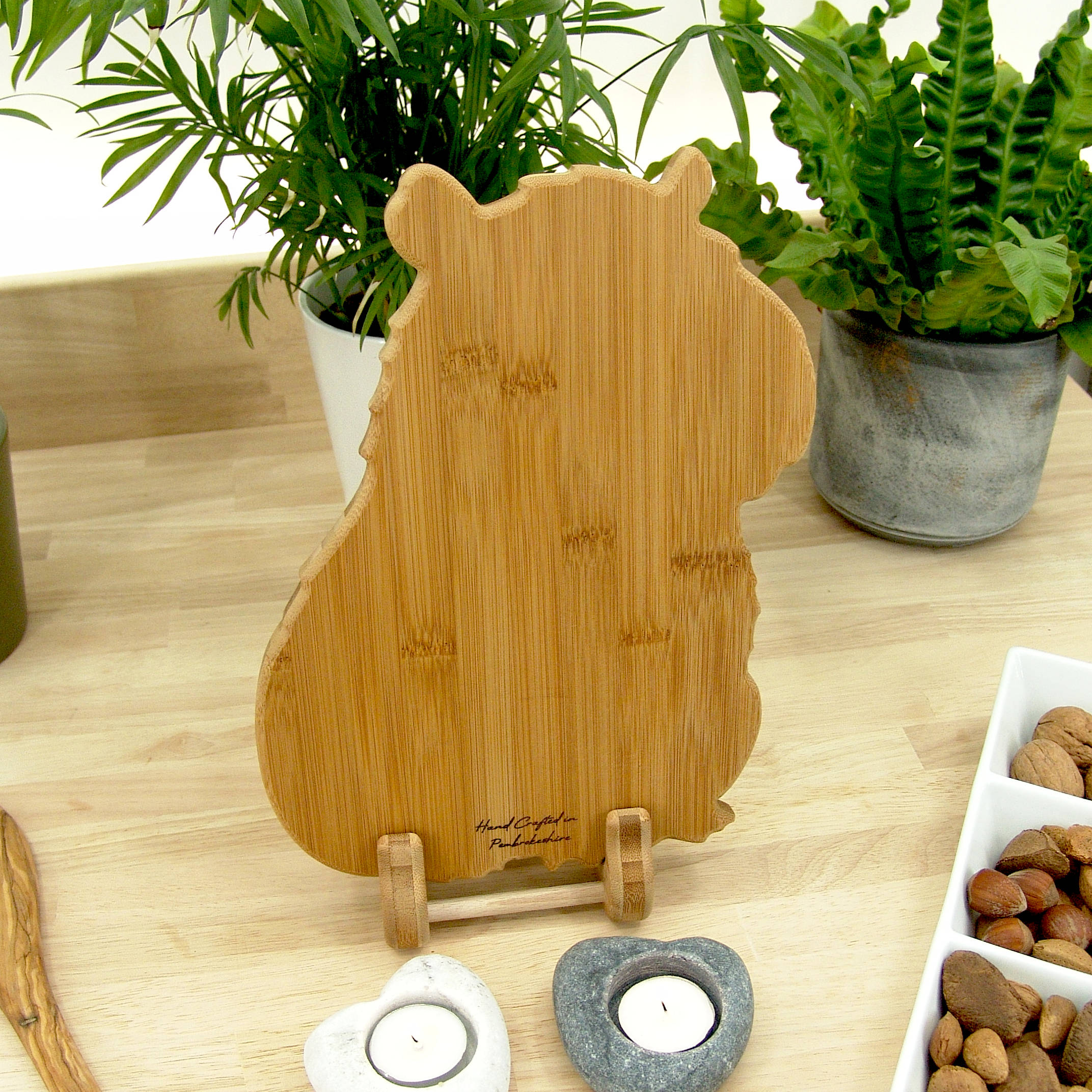 Capybara Chopping Board – Handmade Bamboo Cutting & Serving Board - Image 12