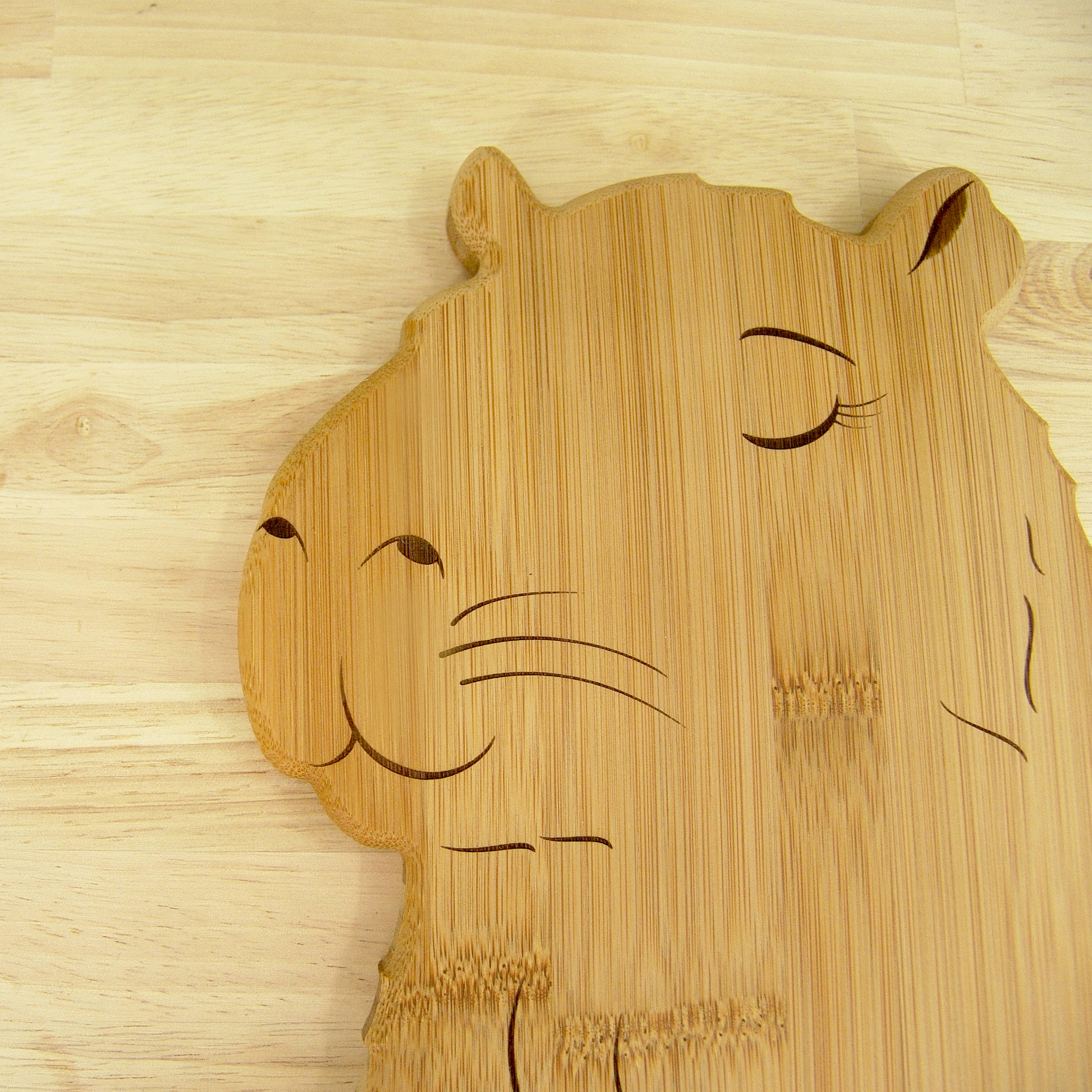 Capybara Chopping Board – Handmade Bamboo Cutting & Serving Board - Image 5