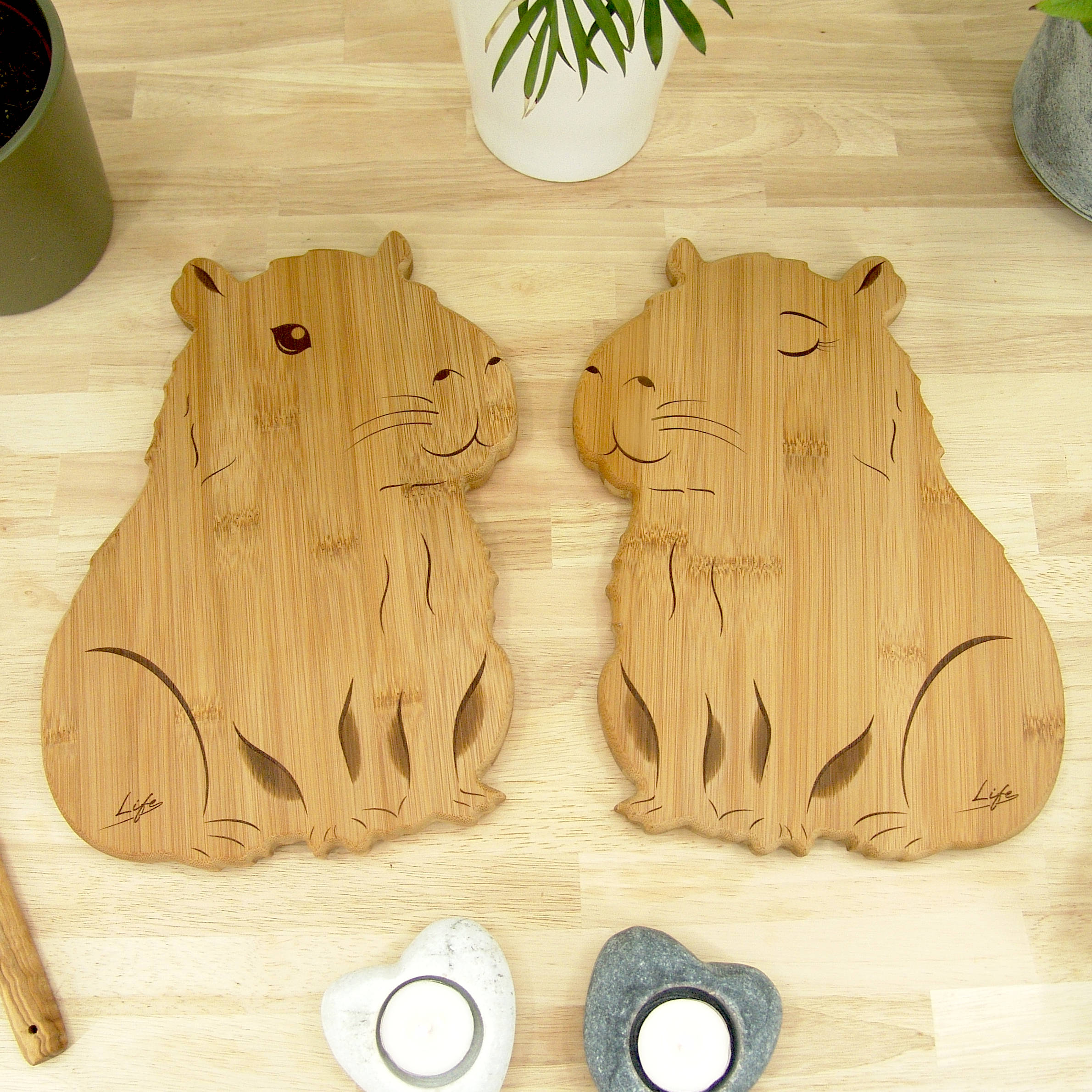 Capybara Chopping Board – Handmade Bamboo Cutting & Serving Board - Image 2