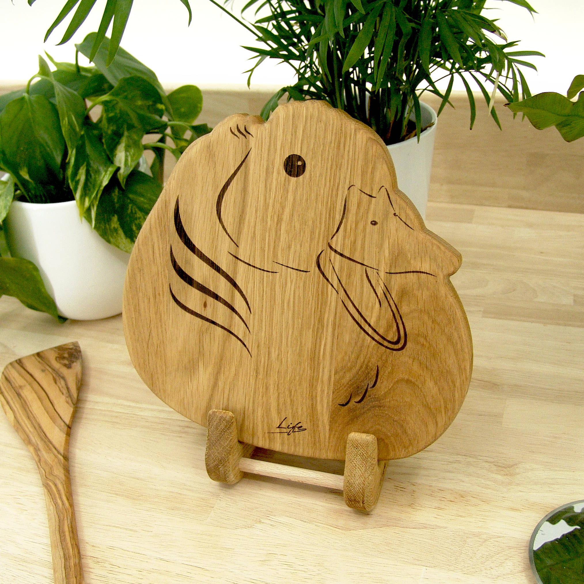Handmade Oak Duck Chopping Board – Wooden Serving Board, Made in Wales - Image 5