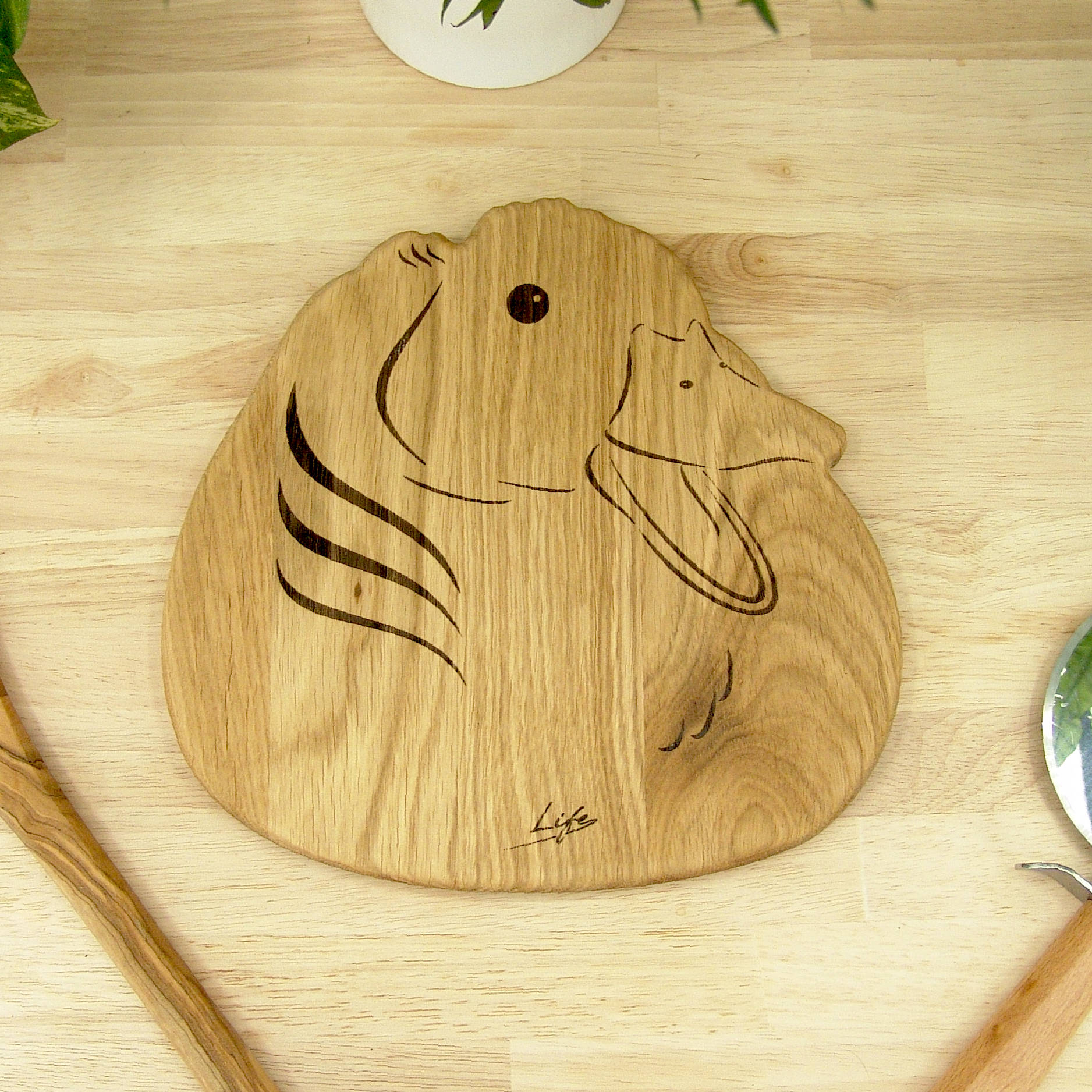Handmade Oak Duck Chopping Board – Wooden Serving Board, Made in Wales - Image 6