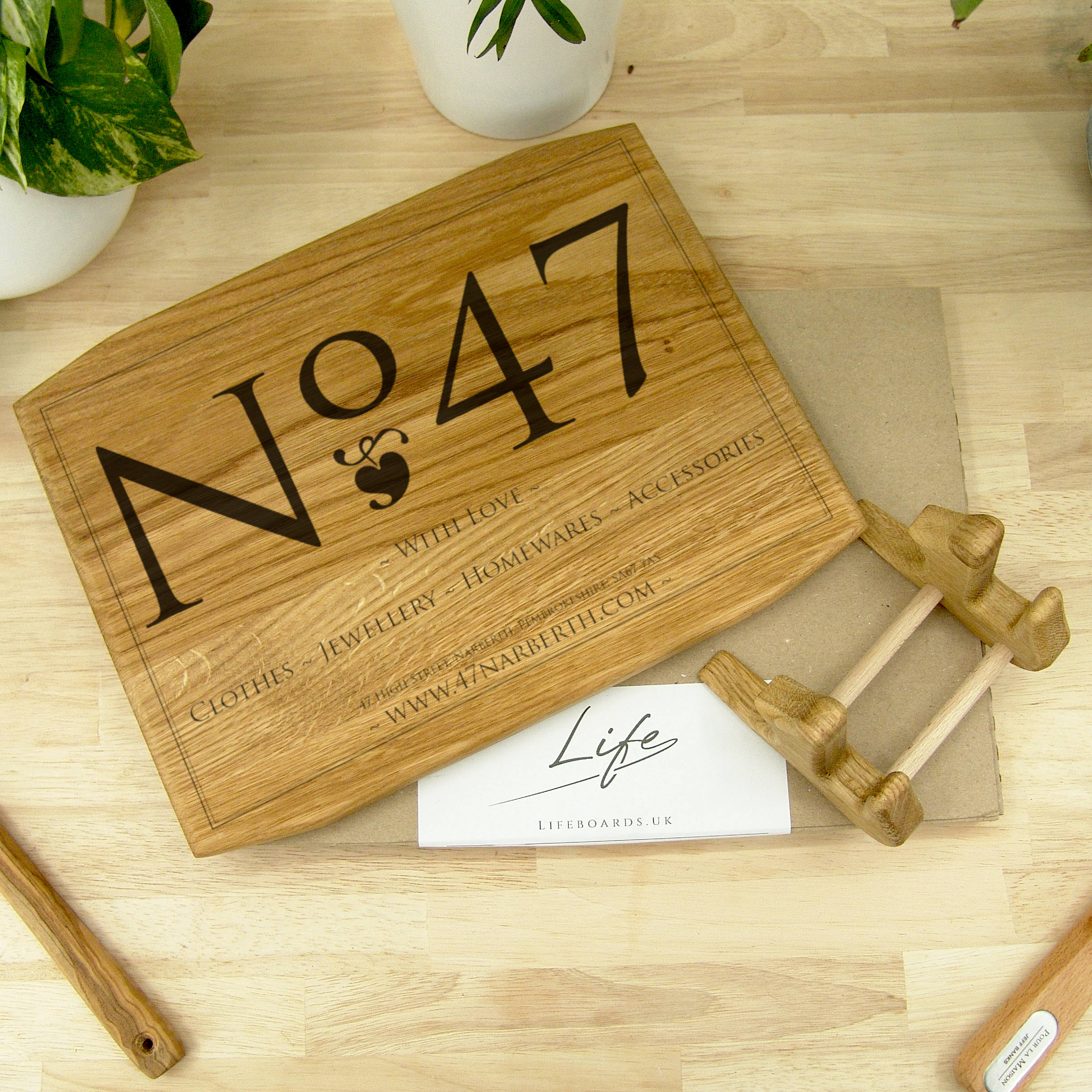 Personalised Oak 30cm Chopping Board - Engraved Logo / Text - Image 5