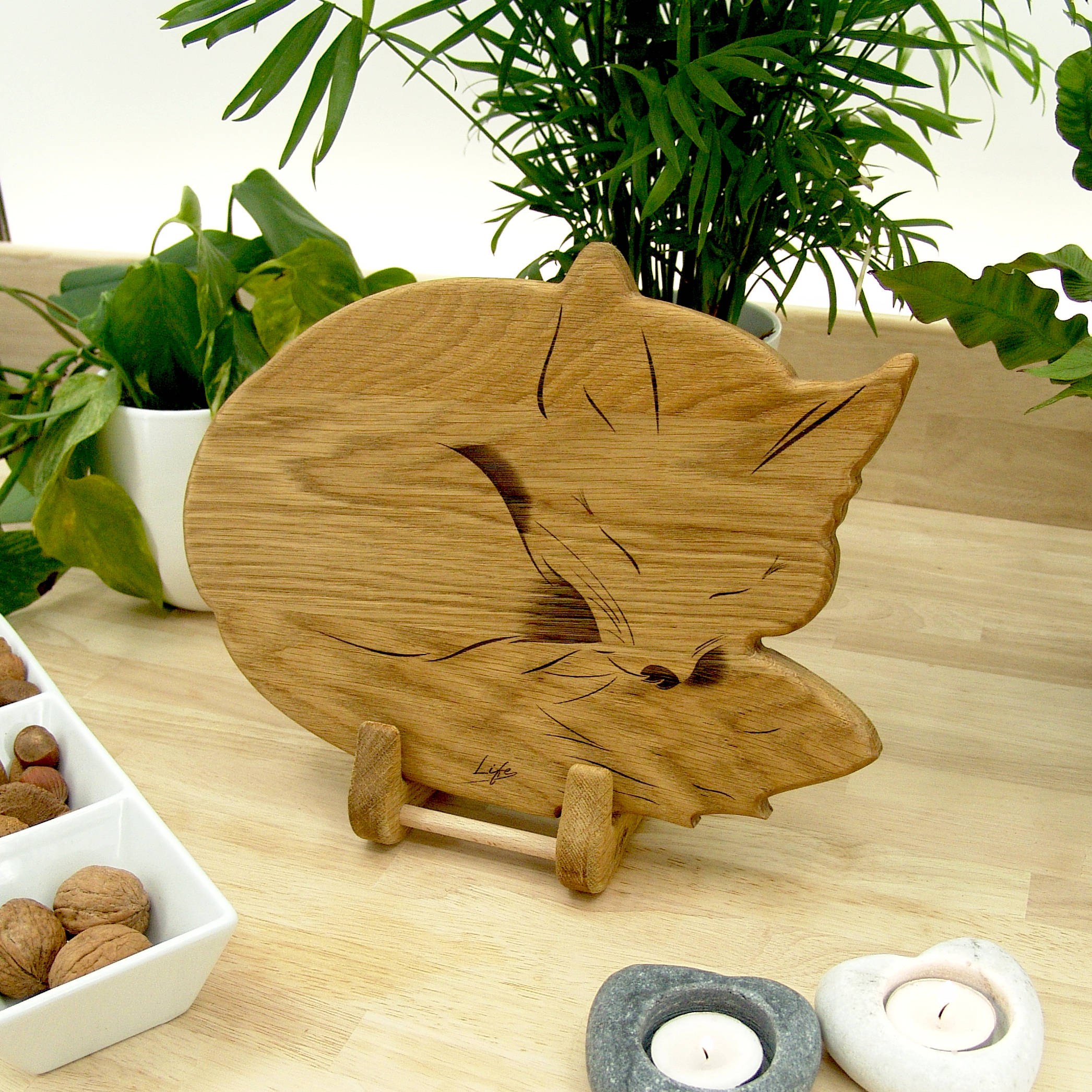 Handmade Fox Chopping Board in British Oak – Wooden Fox Gift - Image 13