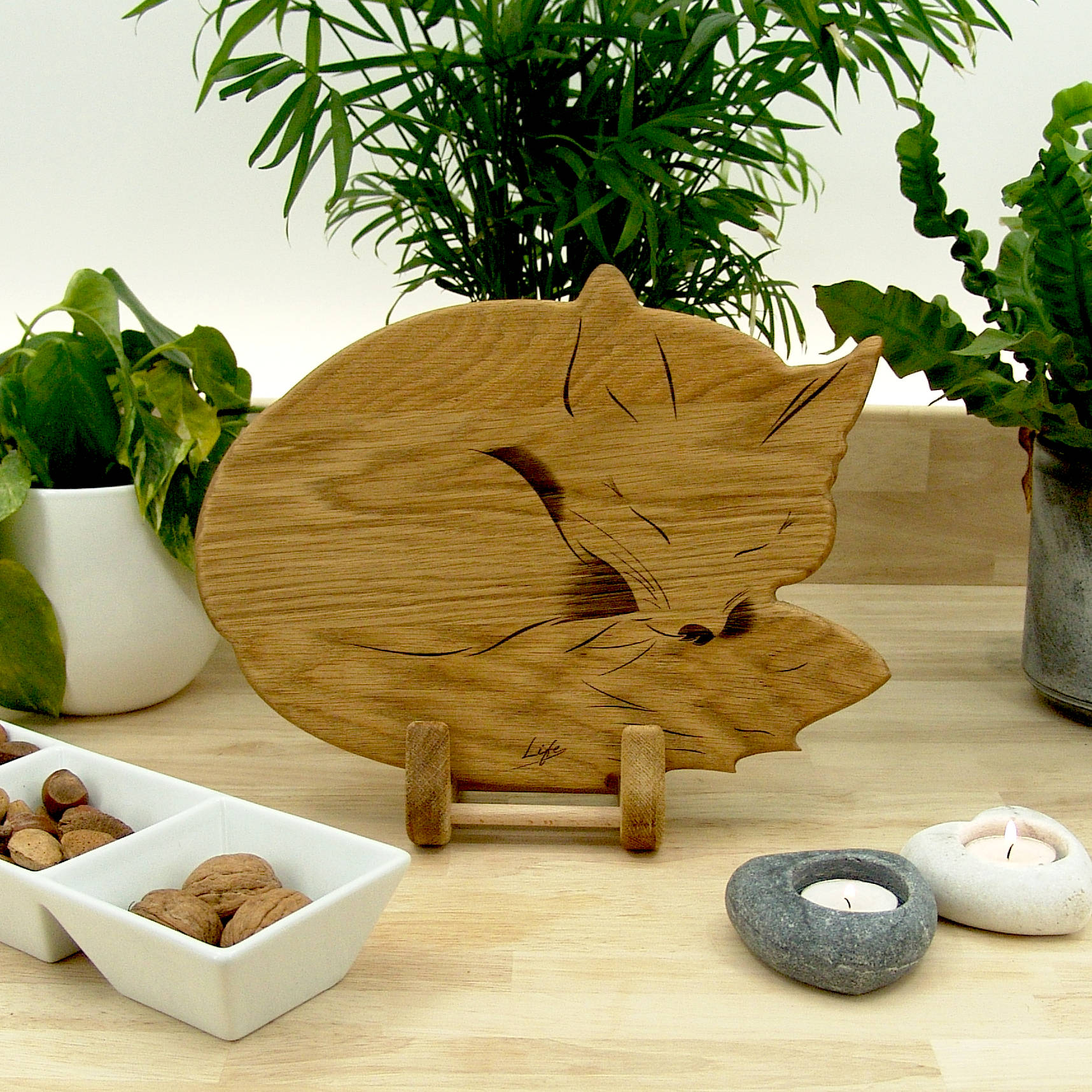Handmade Fox Chopping Board in British Oak – Wooden Fox Gift - Image 5