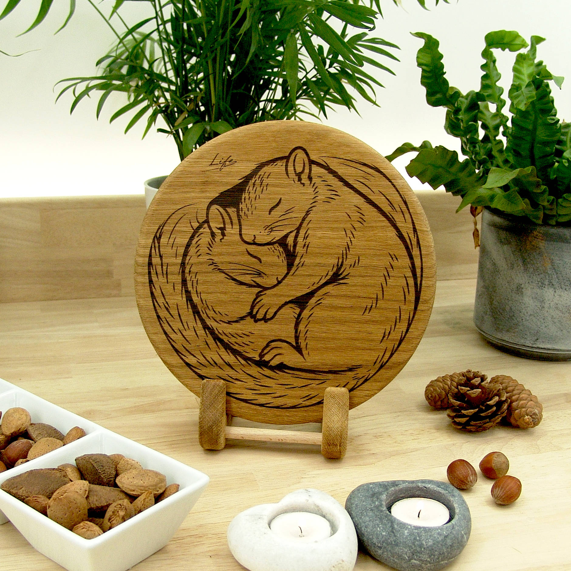 Handmade Oak Duck Chopping Board – Wooden Serving Board, Made in Wales (Copy) - Image 2