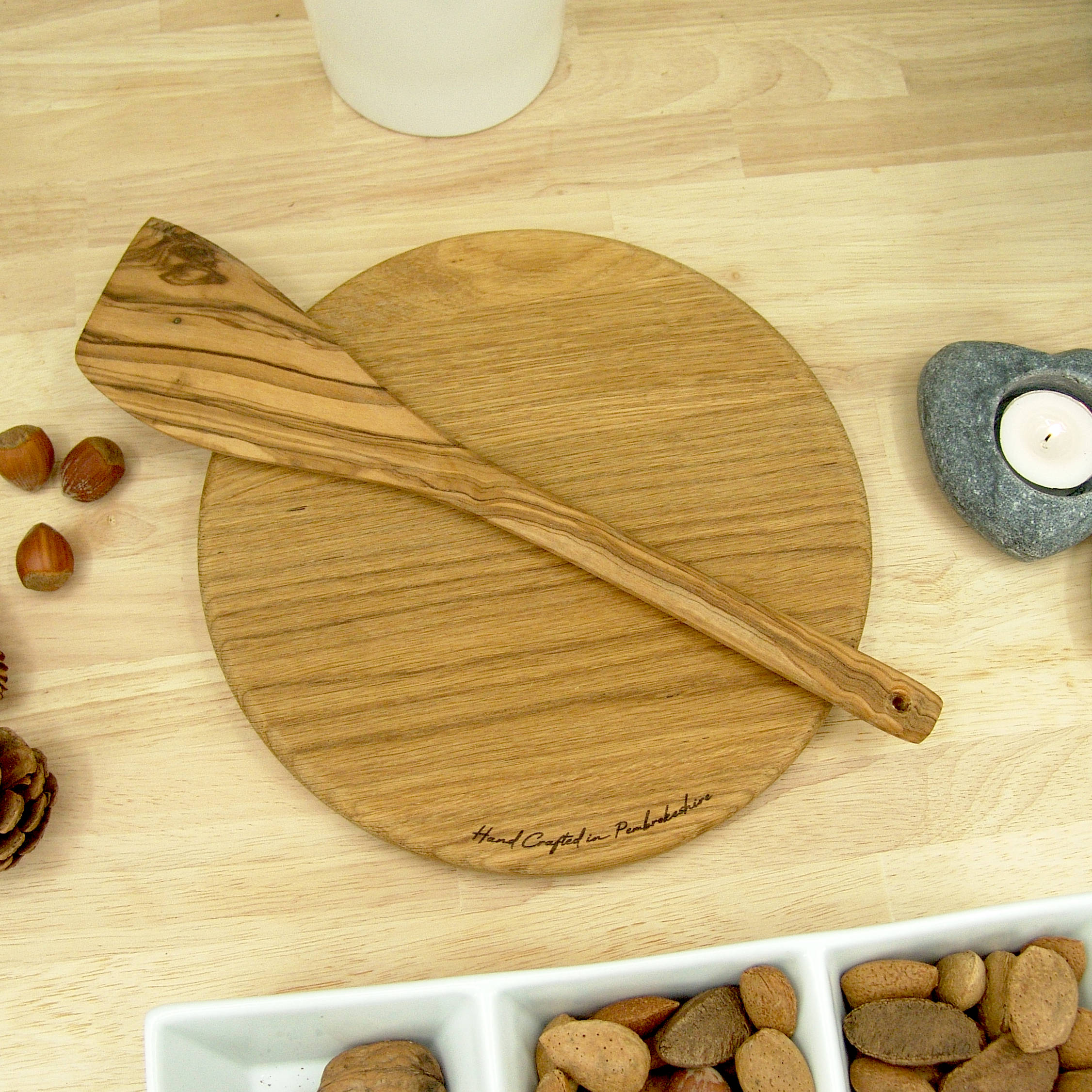 Handmade Oak Duck Chopping Board – Wooden Serving Board, Made in Wales (Copy) - Image 5