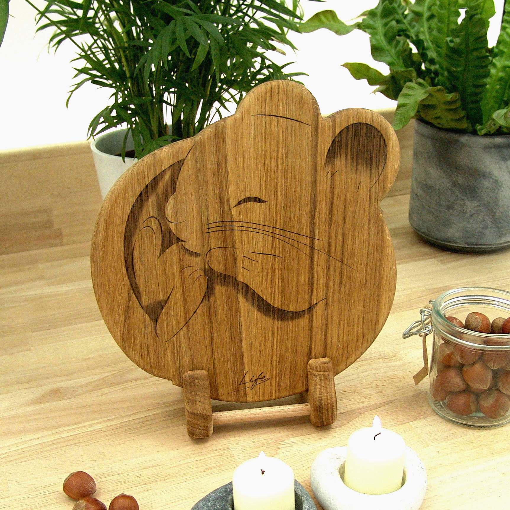 Mouse Chopping Board: Oak Sleepy Dormouse Cheese Board, UK Hand Made - Image 14