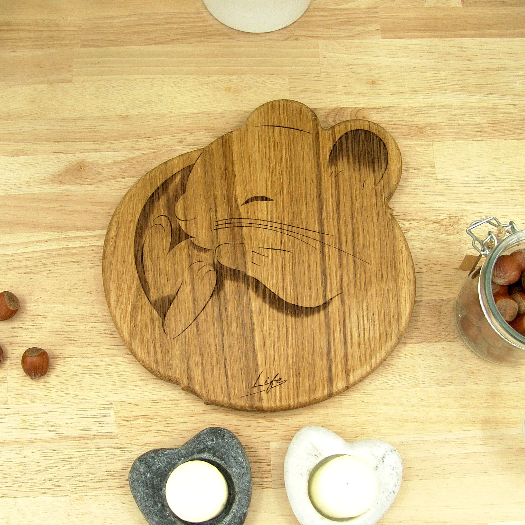 Mouse Chopping Board: Oak Sleepy Dormouse Cheese Board, UK Hand Made - Image 13