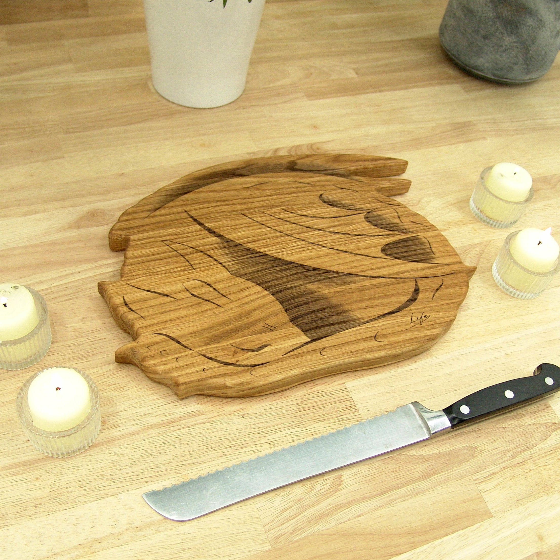 Sleeping Dragon Chopping Board – Oak, Hand Made - Image 15