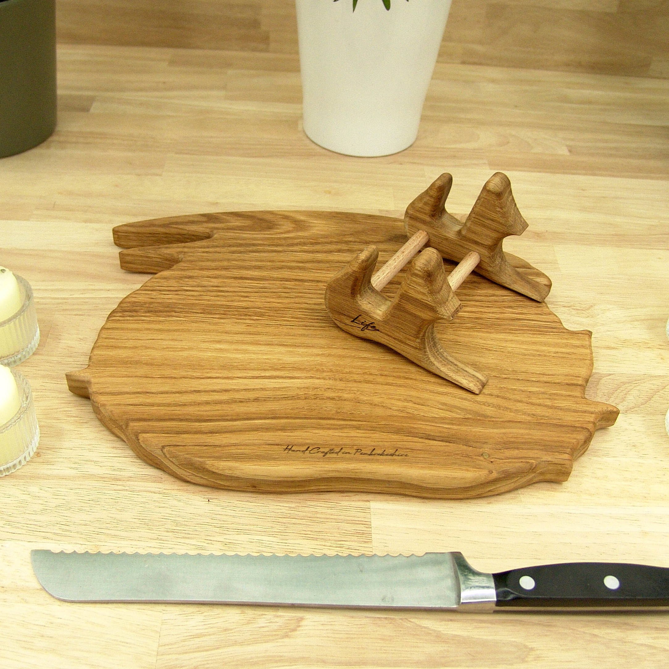 Sleeping Dragon Chopping Board – Oak, Hand Made - Image 14